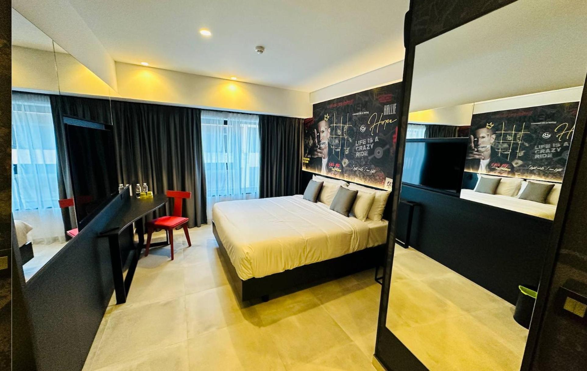 Hotel So Adults Only Saint Julian's