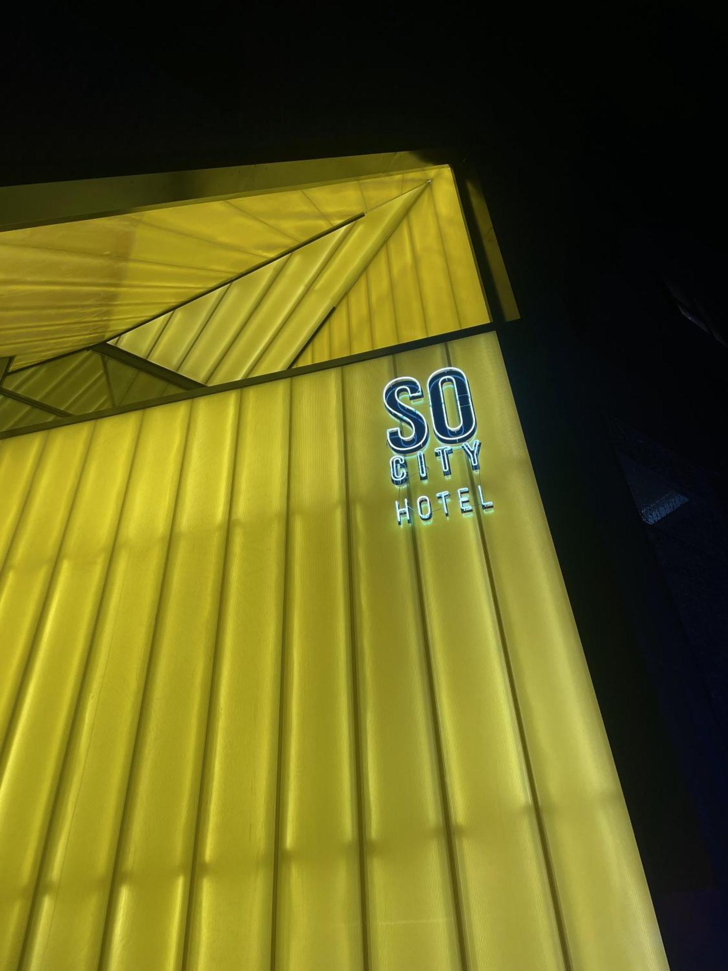 So Adults Only Hotel