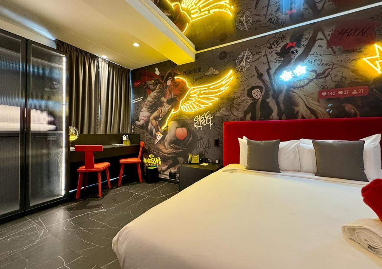 So Adults Only Hotel