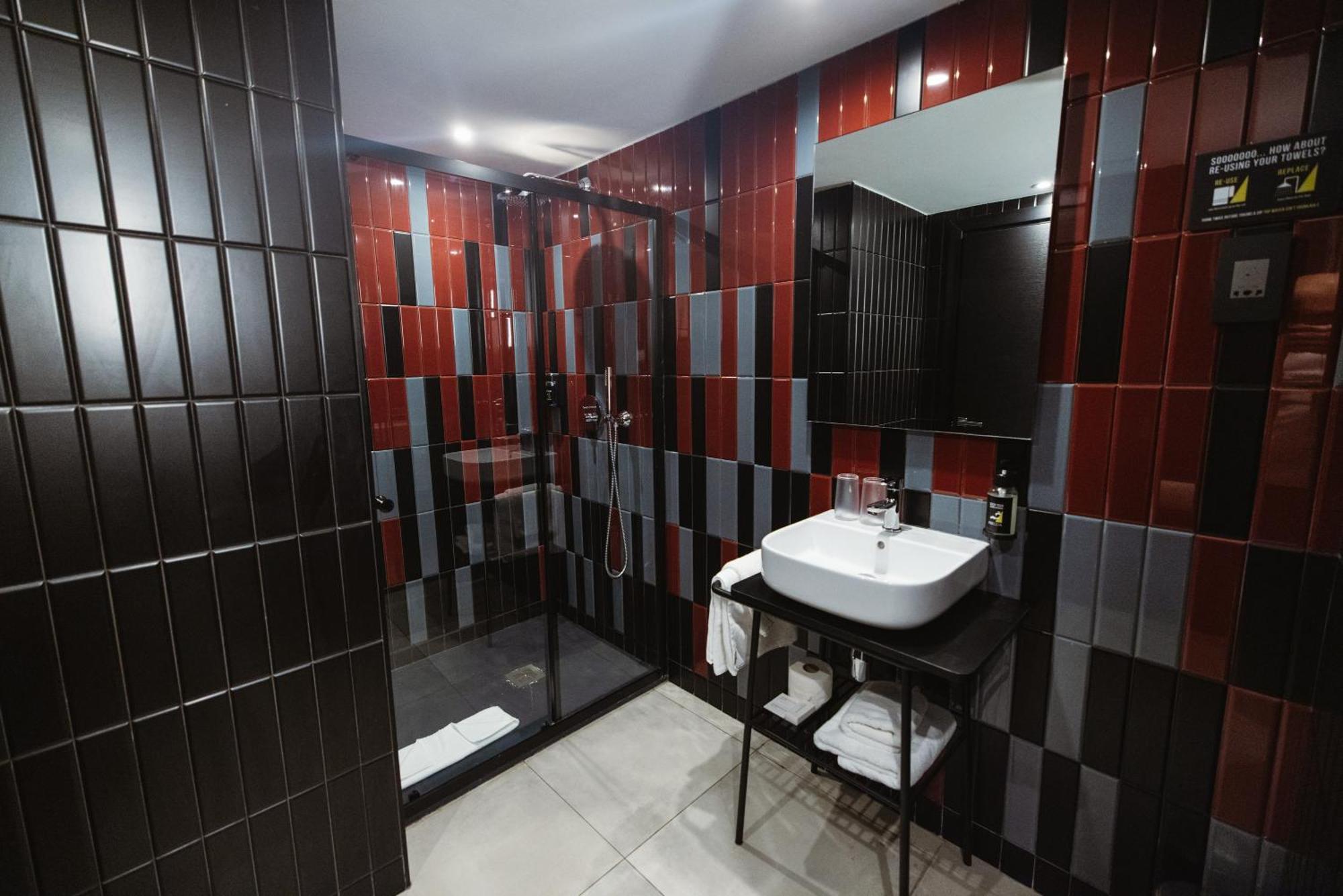Hotell So Adults Only 3*